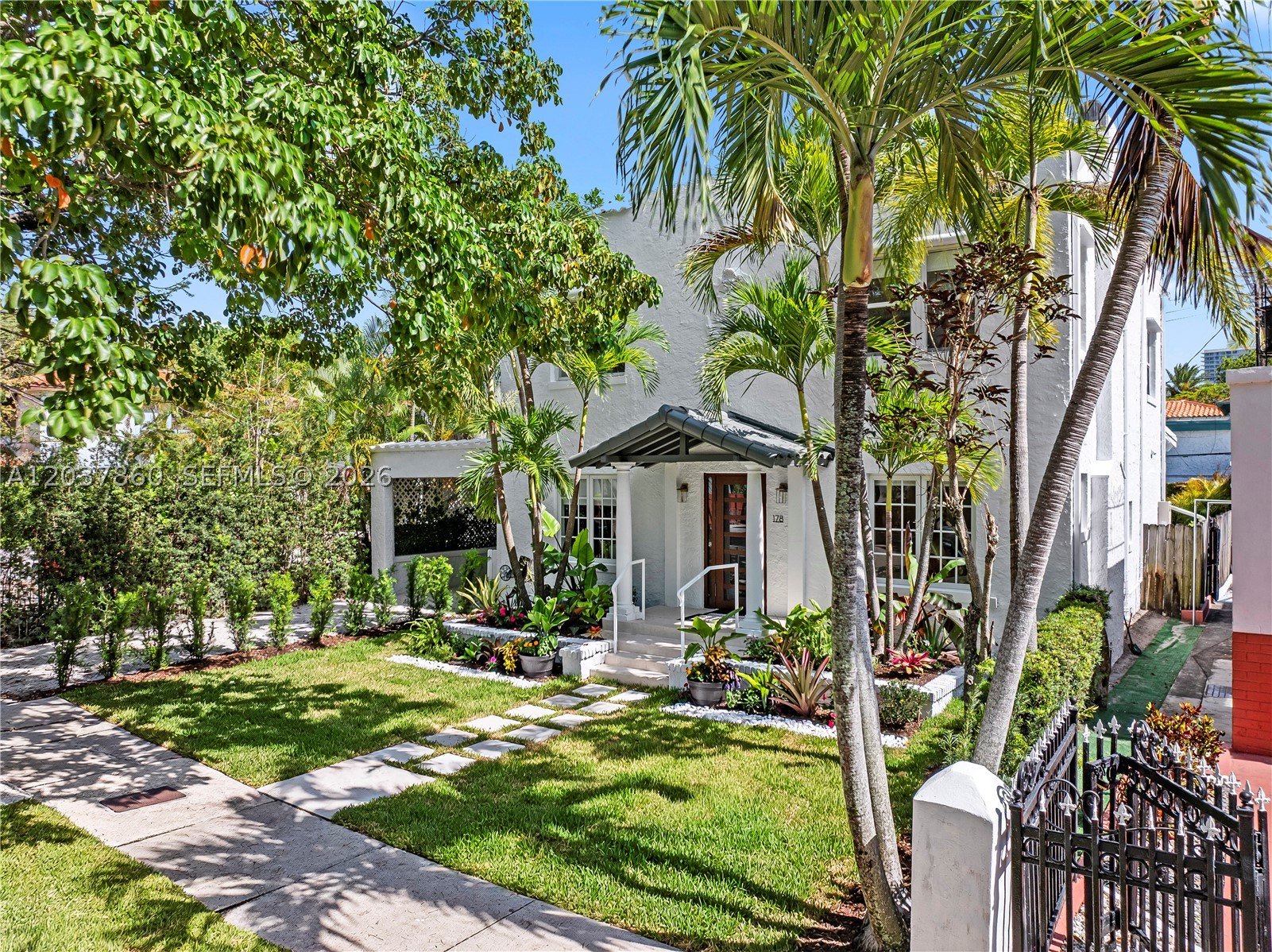 BILTMORE SUB - Residential Lease