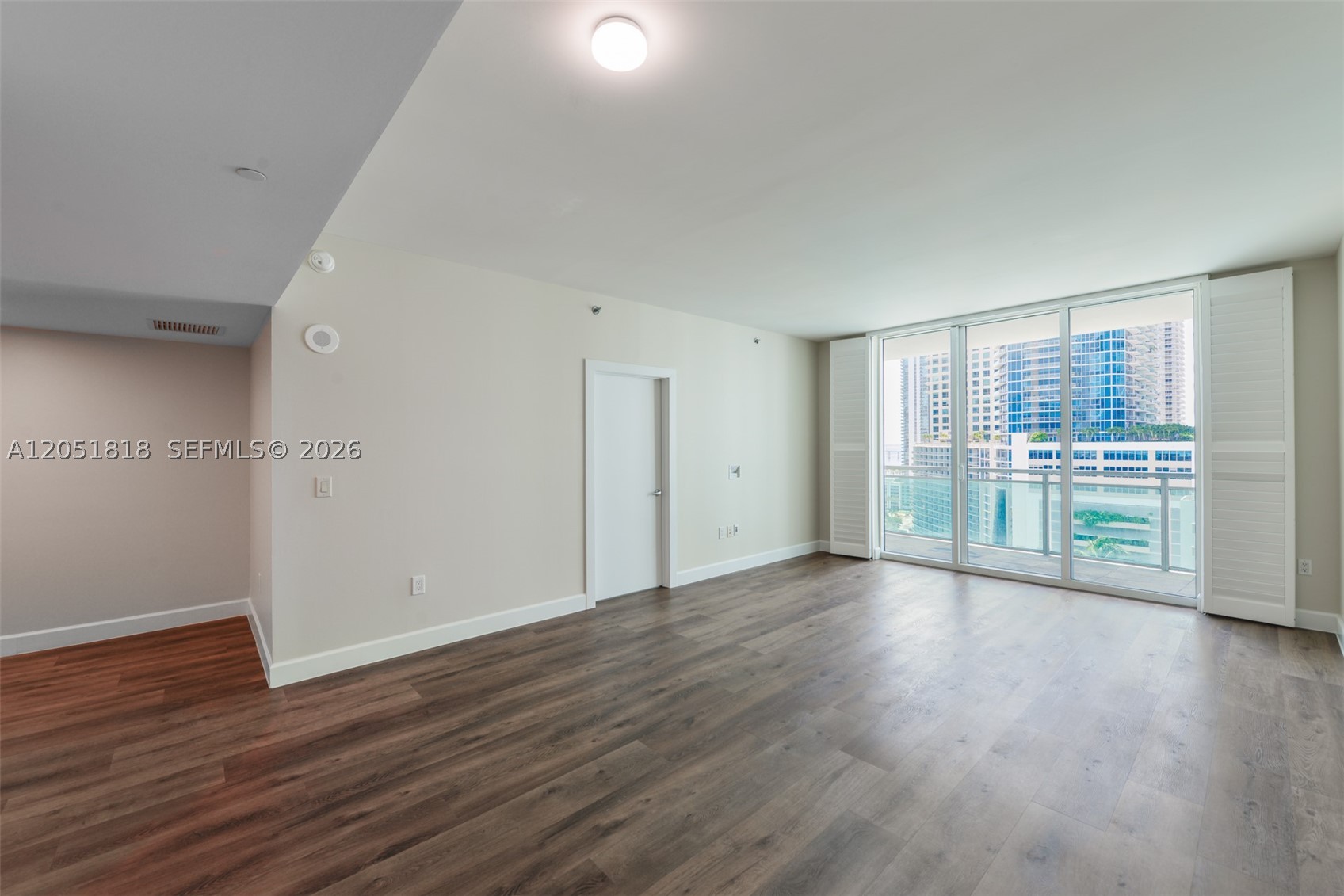 THE PLAZA 851 BRICKELL CO - Residential