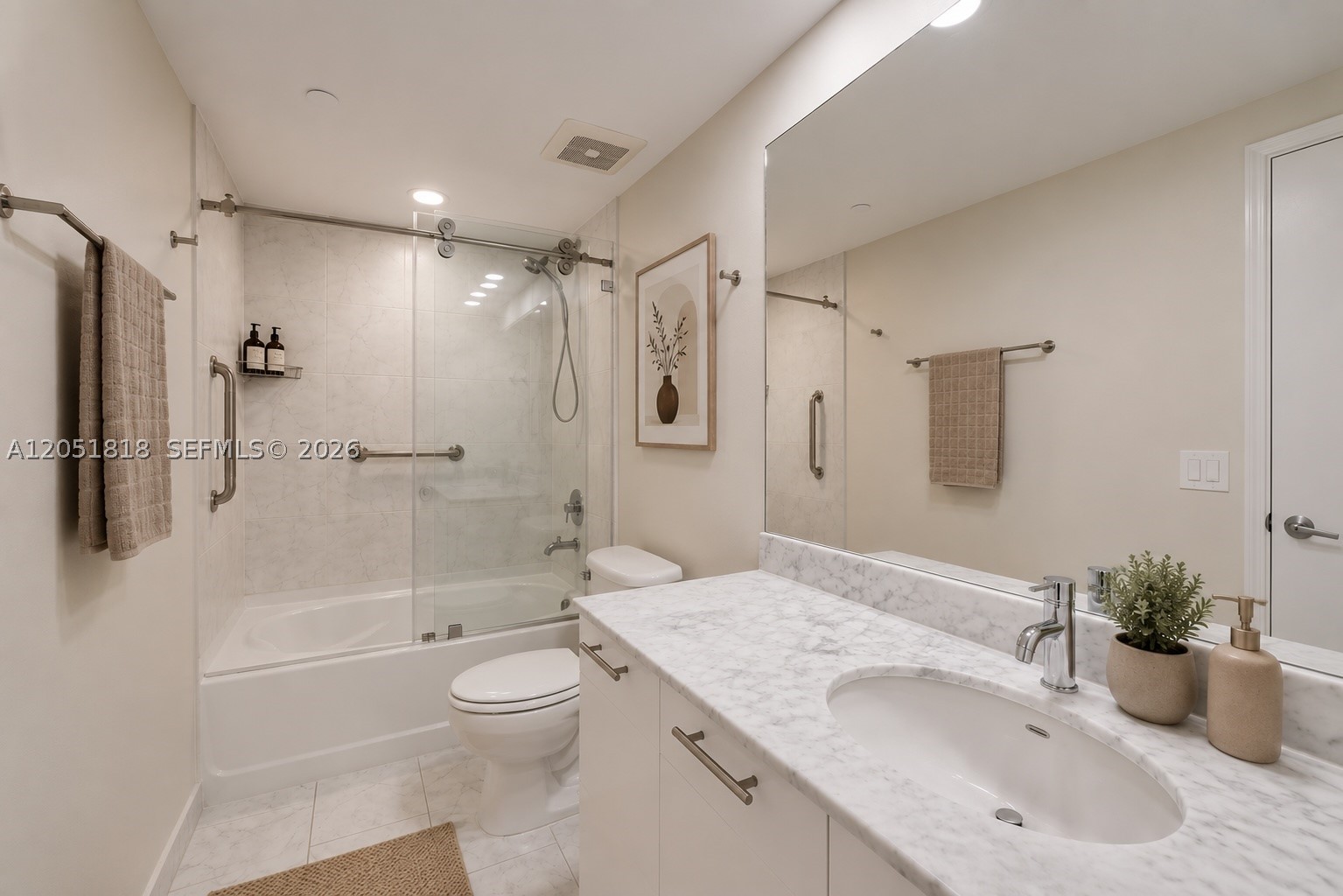 THE PLAZA 851 BRICKELL CO - Residential