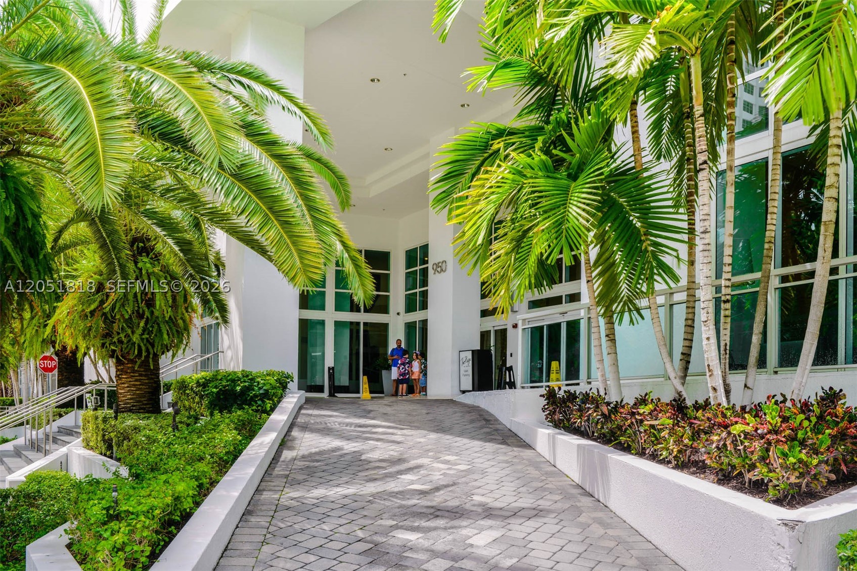 THE PLAZA 851 BRICKELL CO - Residential