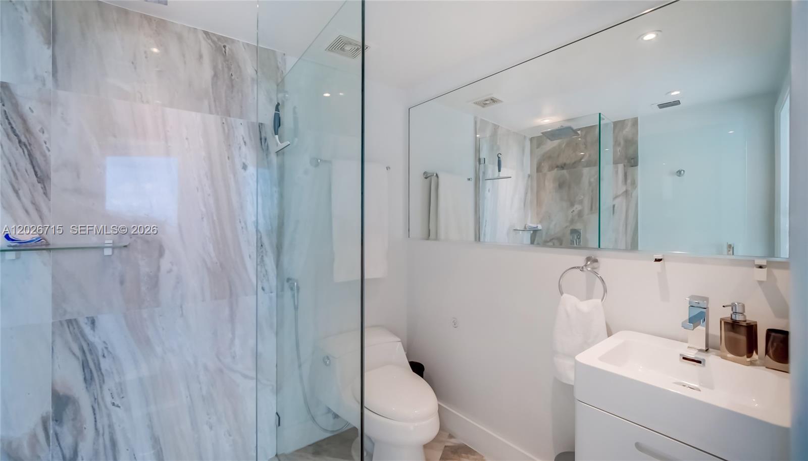 EDEN HOUSE CONDO - Residential