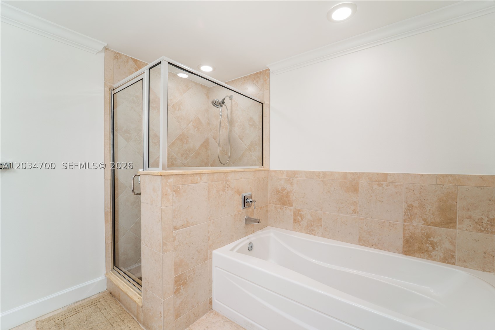 ANDALUSIA CONDO RESIDENCE - Residential