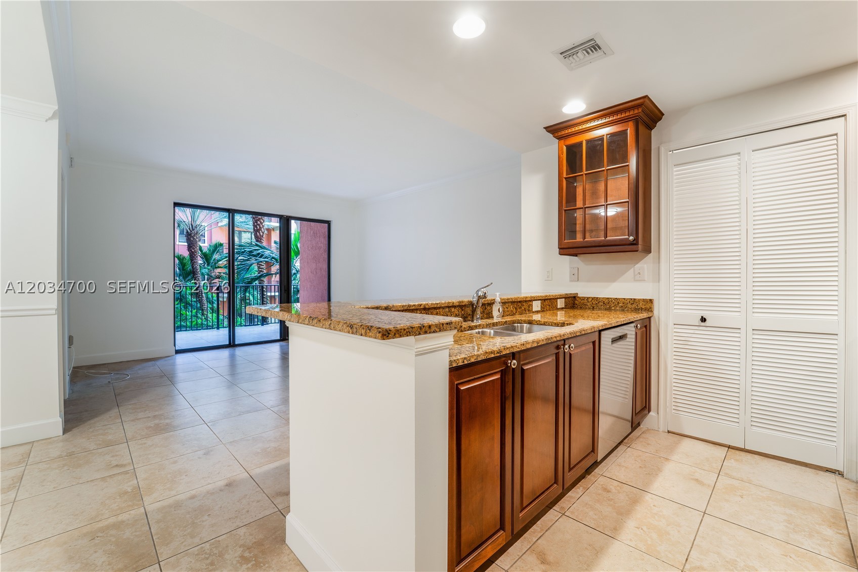 ANDALUSIA CONDO RESIDENCE - Residential