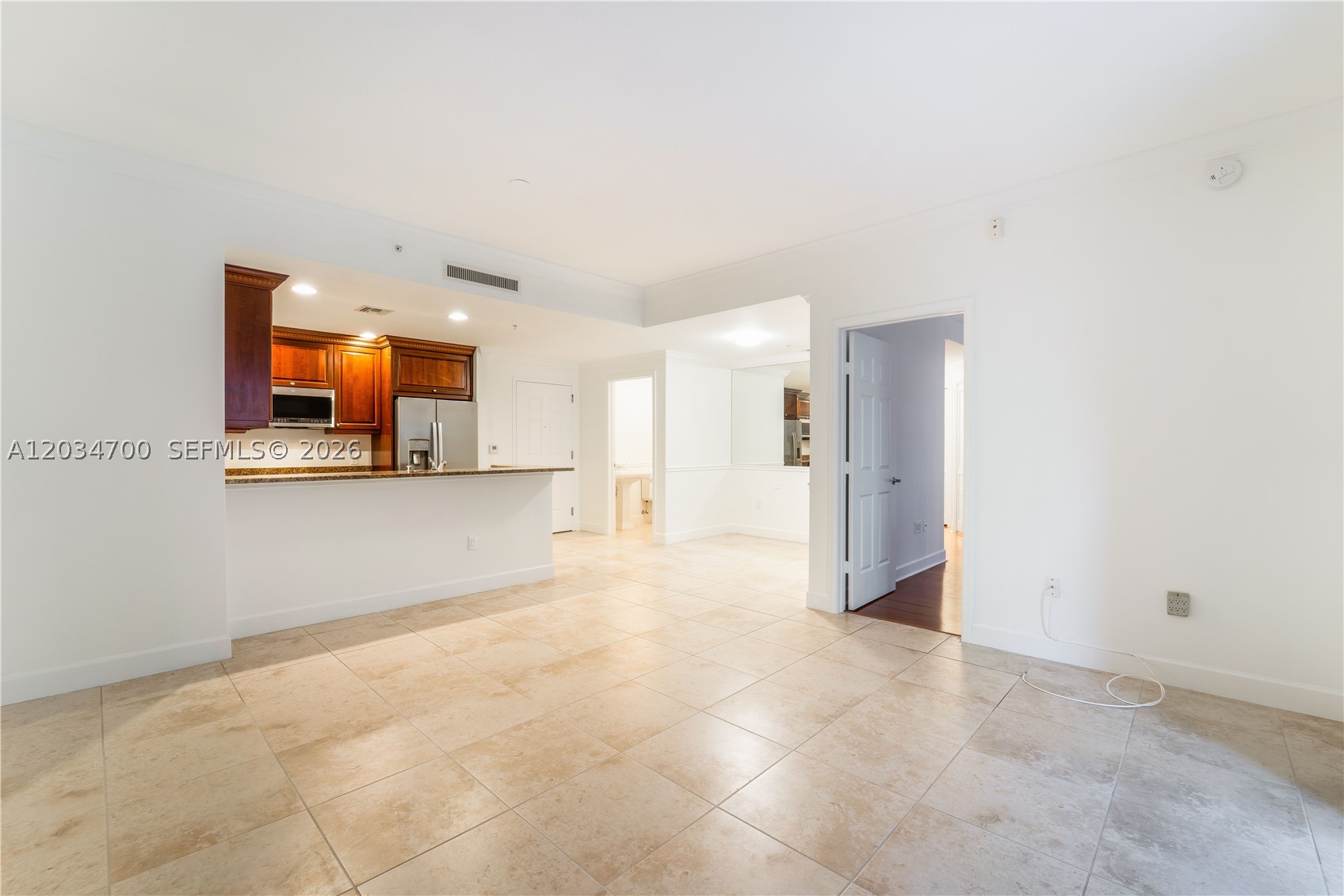 ANDALUSIA CONDO RESIDENCE - Residential