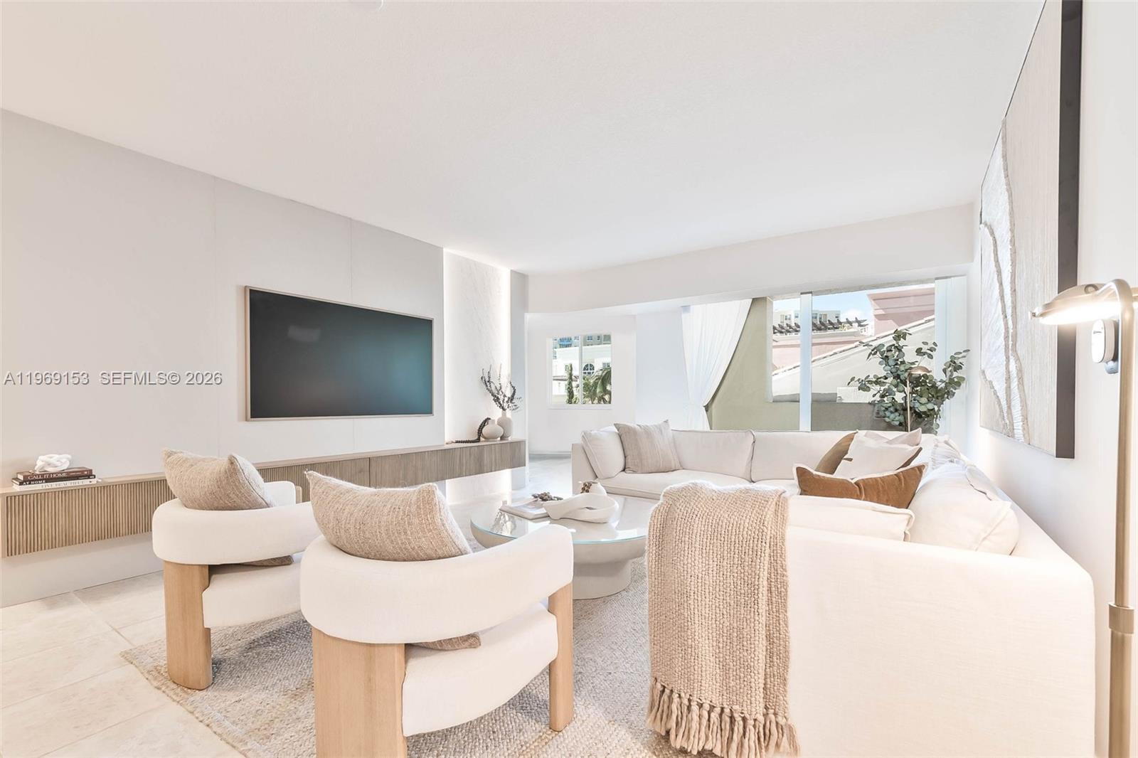 THE COURTS AT SOUTH BEACH - Residential Lease