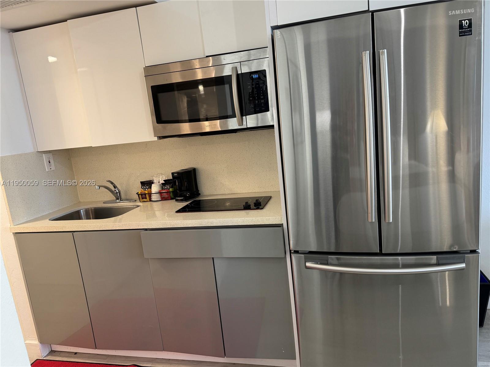 THE AVENTURA BEACH CLUB C - Residential