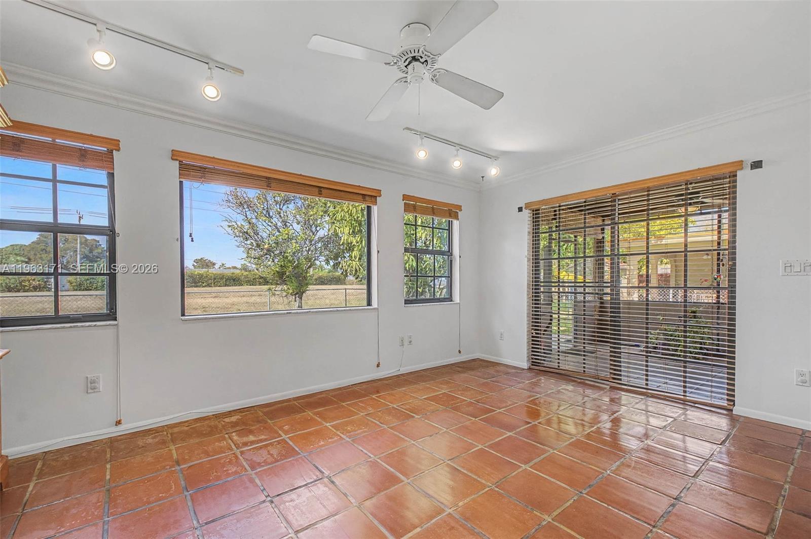 WINSTON PARK UNIT 6 - Residential