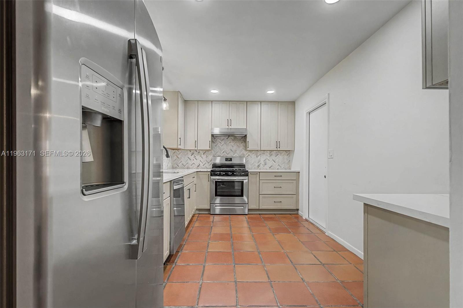 WINSTON PARK UNIT 6 - Residential
