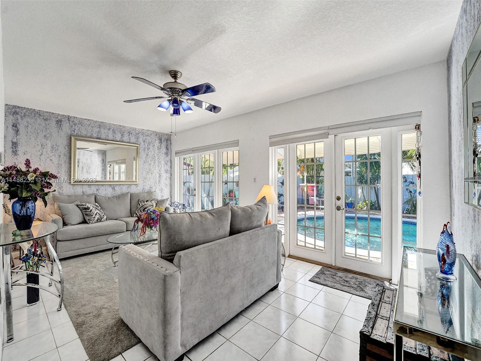 LAUDERDALE GOLF ESTATES - Residential