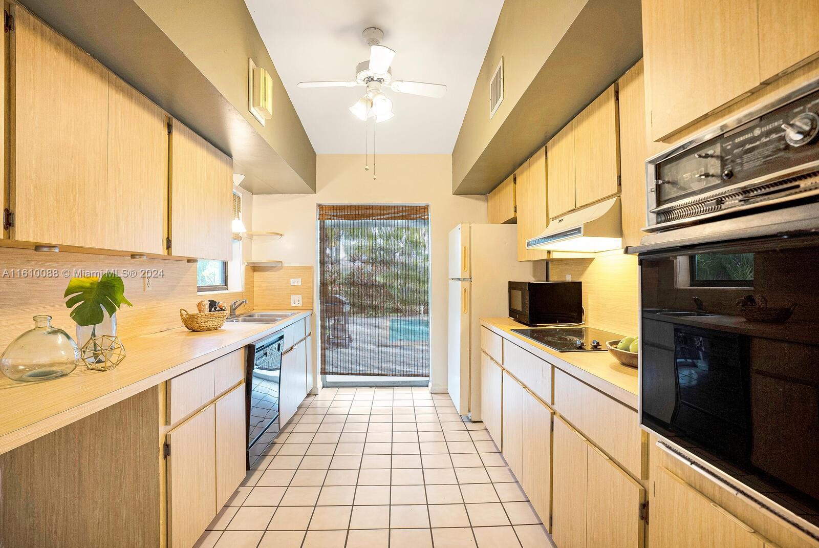 ORCHARD ESTATES - Residential