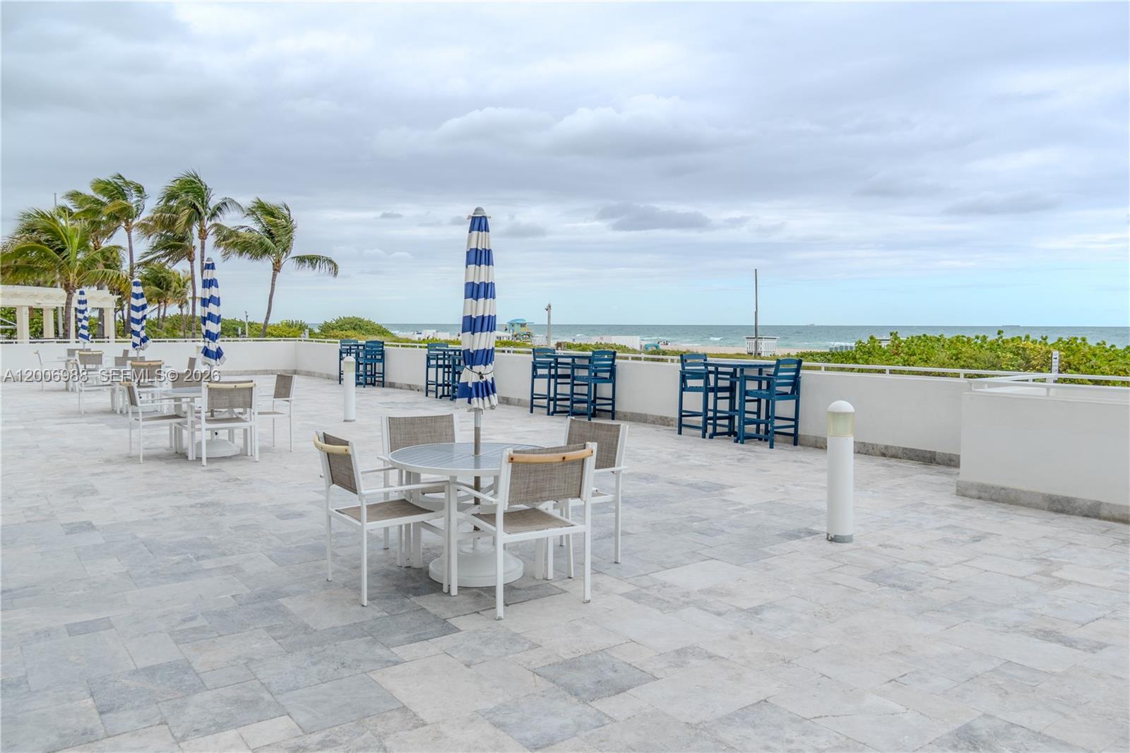THE PRESIDENTIAL CONDO - Residential