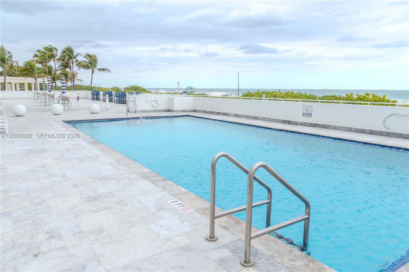 THE PRESIDENTIAL CONDO - Residential