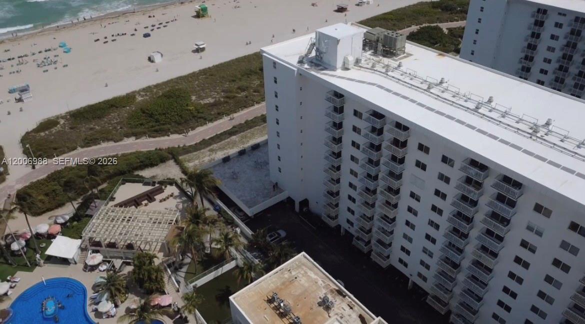 THE PRESIDENTIAL CONDO - Residential