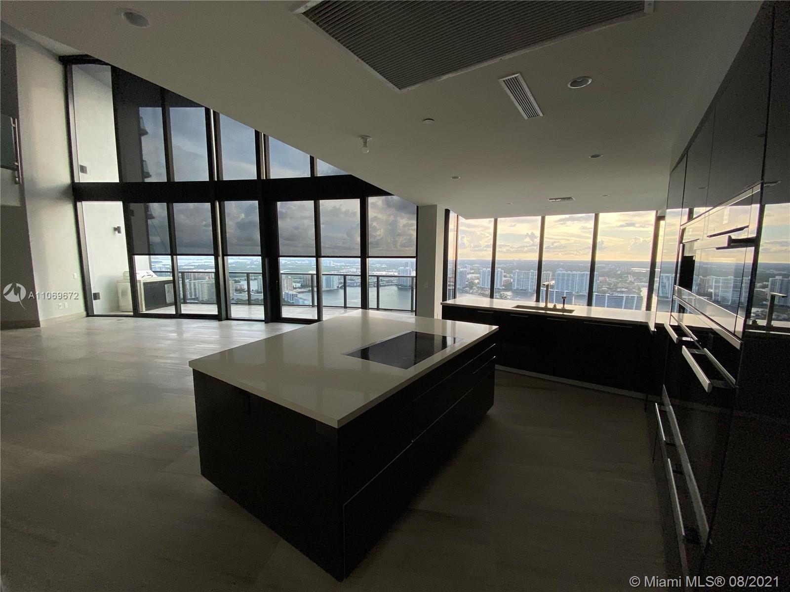 18555 COLLINS AVENUE COND - Residential