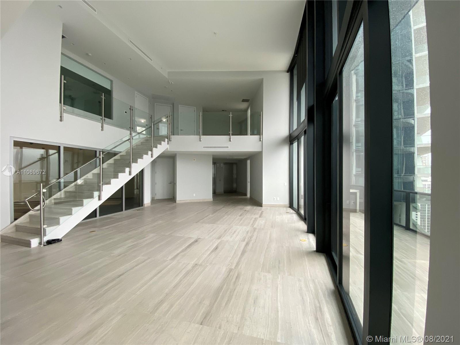 18555 COLLINS AVENUE COND - Residential