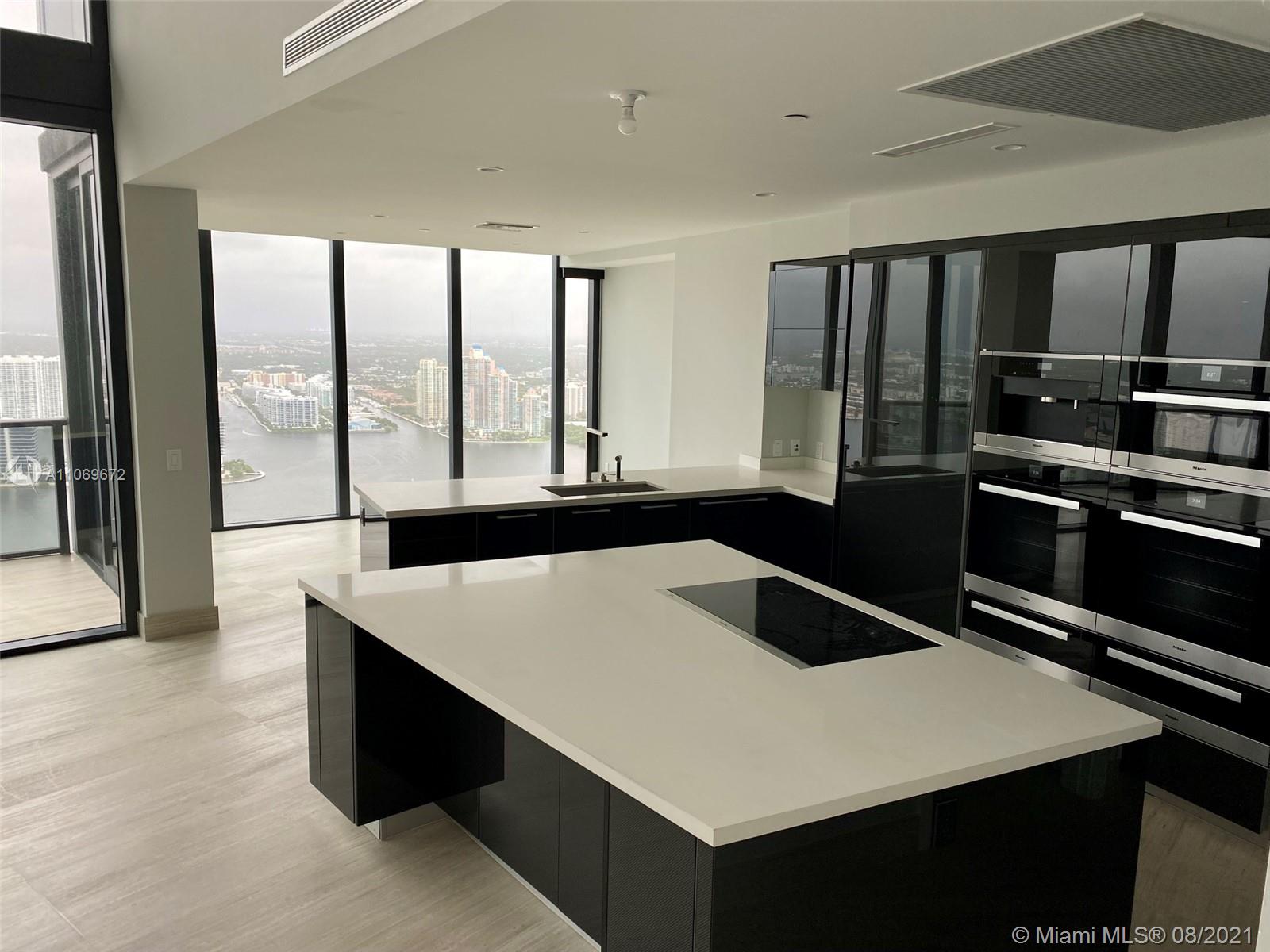 18555 COLLINS AVENUE COND - Residential