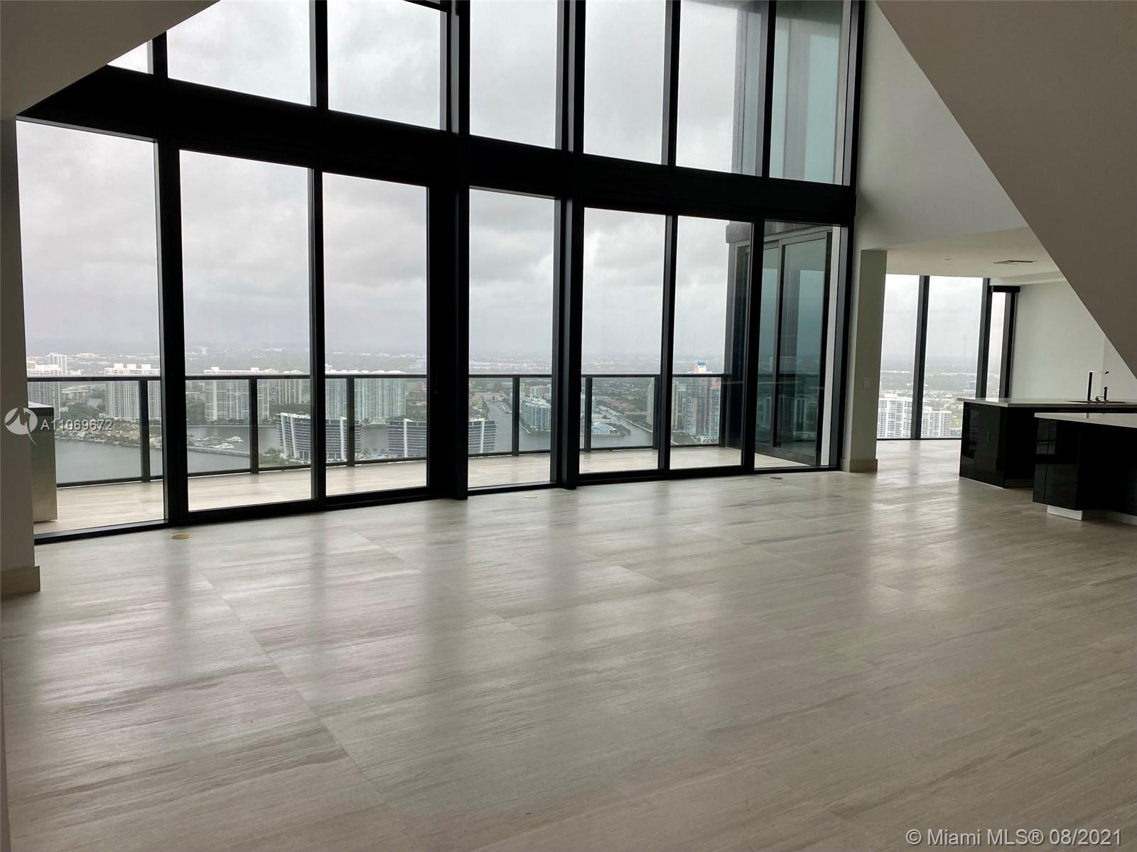18555 COLLINS AVENUE COND - Residential