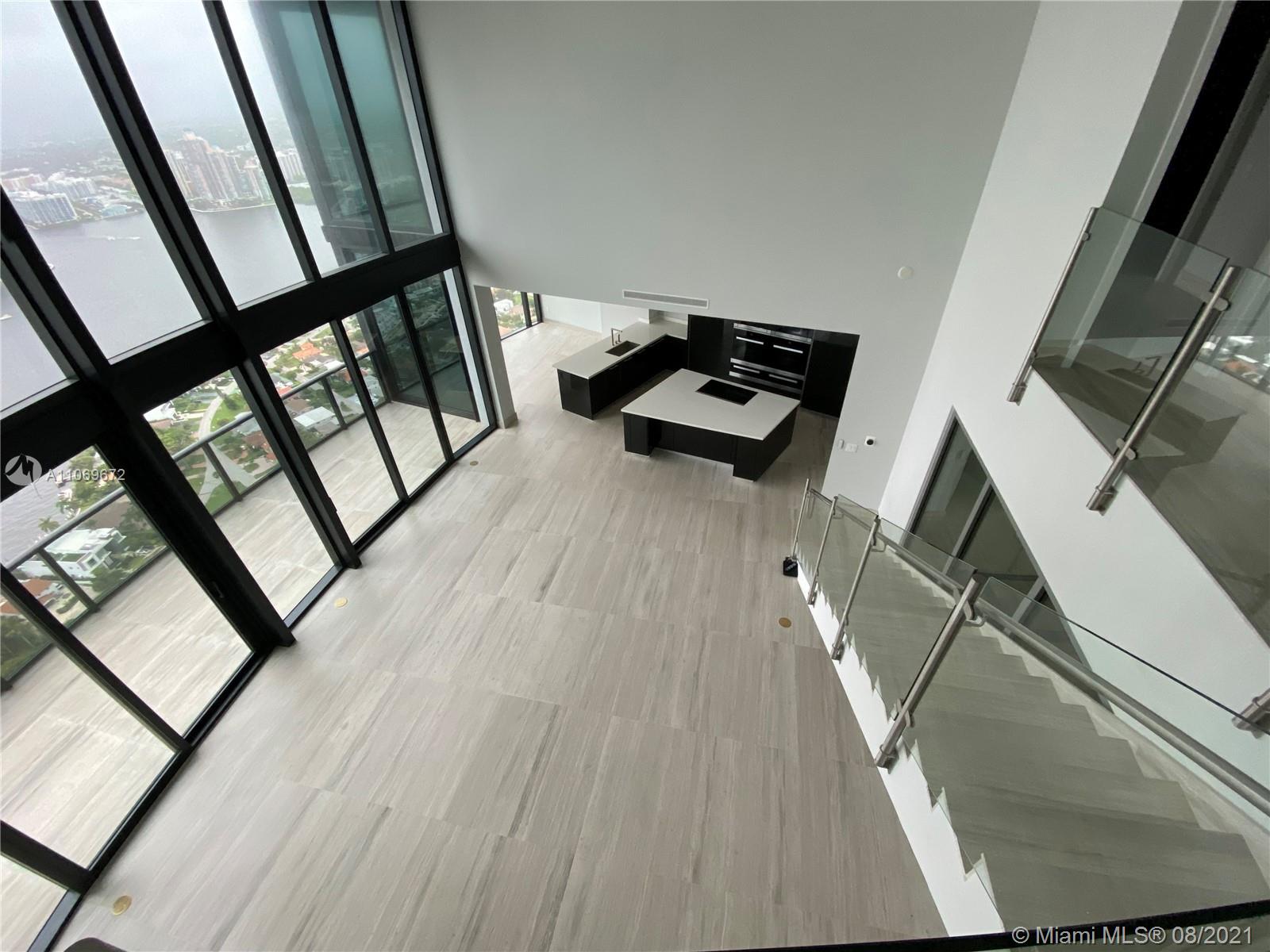18555 COLLINS AVENUE COND - Residential