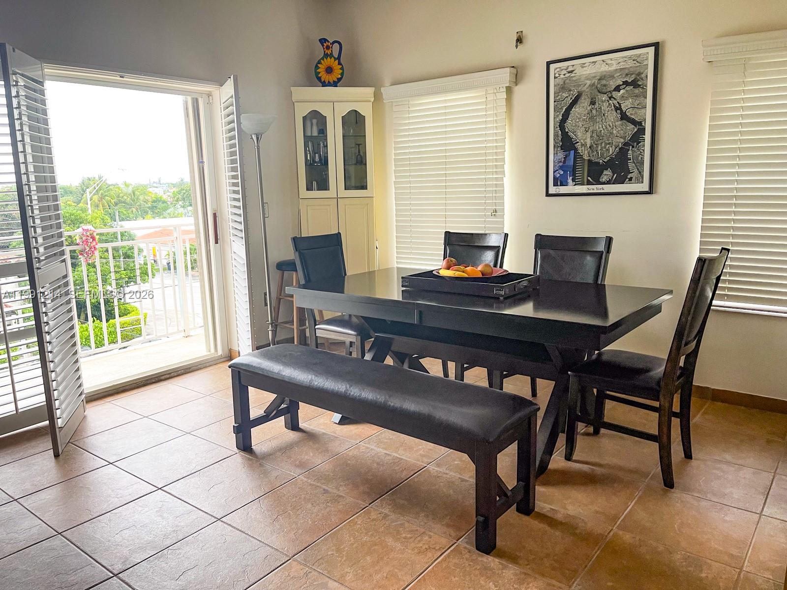 MEDITERRANEAN CONDO - Residential