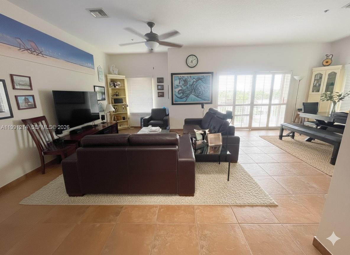 MEDITERRANEAN CONDO - Residential