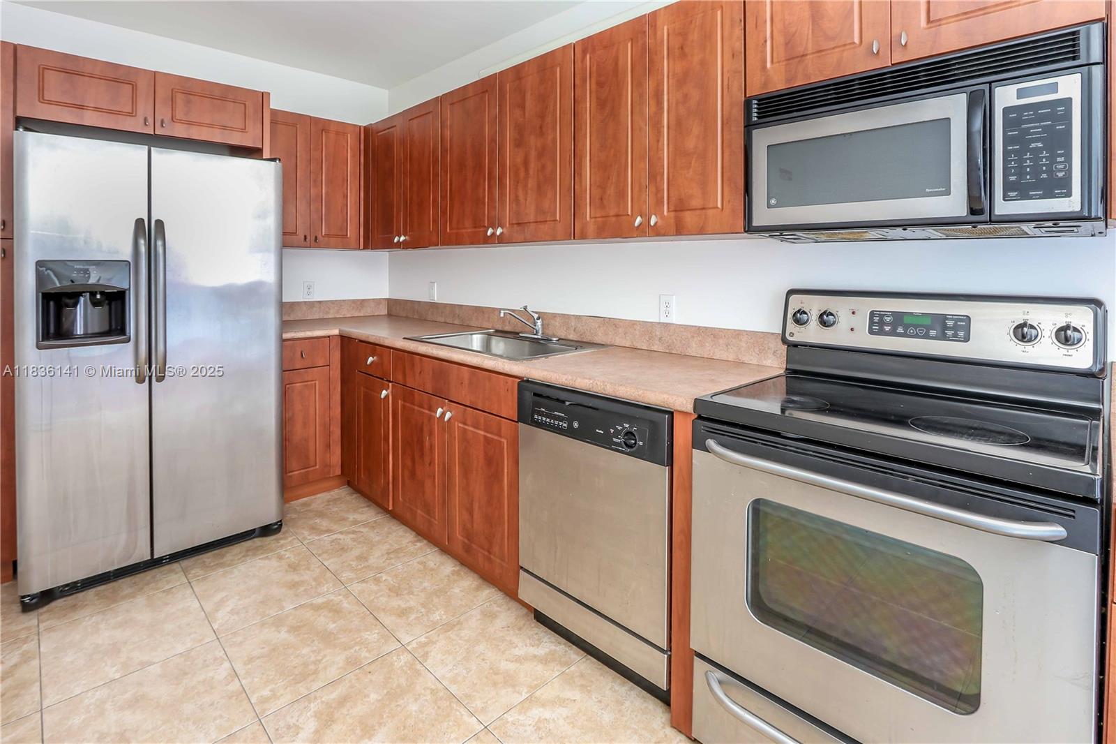 401 BLU OF NORTH BEACH - Residential Lease