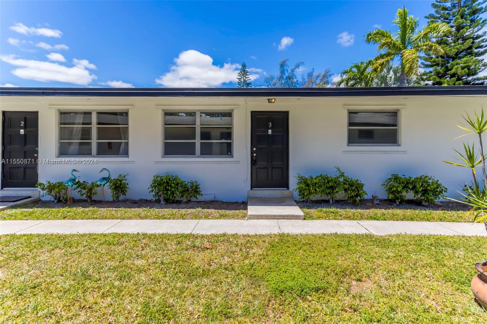 This one-bedroom apartment nestled in the heart of Hollywood, FL, is perfect for an individual or couple looking for a convenient, safe, and cozy garden style apartment. The open concept and windows allows natural light to flow throughout the unit. Located walking distance from Hollywood Boulevard making it the perfect location for those who enjoy the overall convenience of South Florida living with shops and restaurants in close proximity.