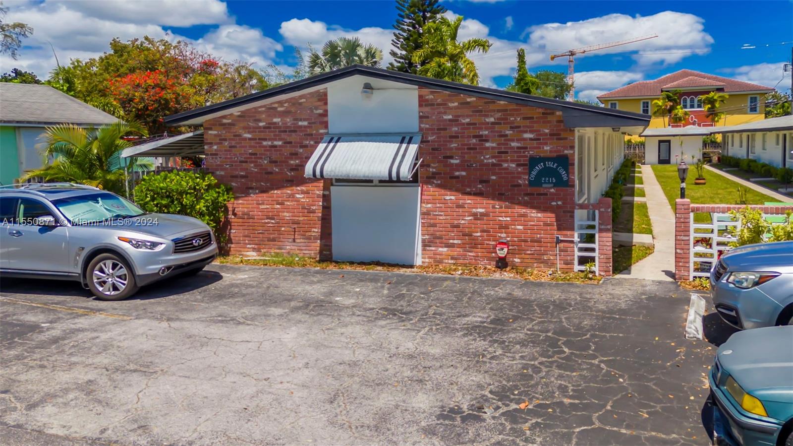 CORONET ISLE CONDOMINIUM - Residential Lease