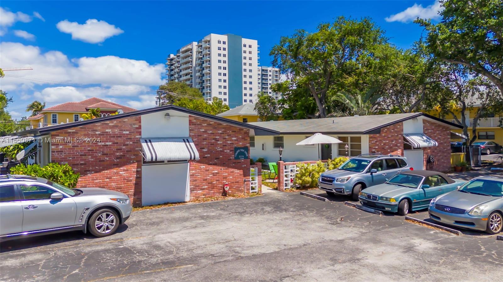 CORONET ISLE CONDOMINIUM - Residential Lease