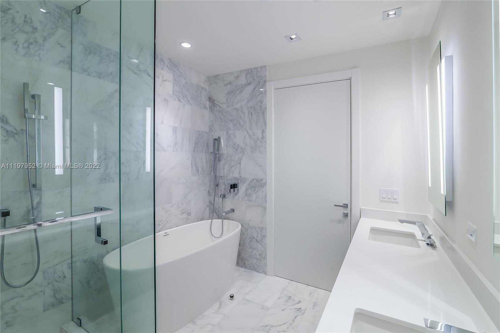ECHO BRICKELL CONDO - Residential