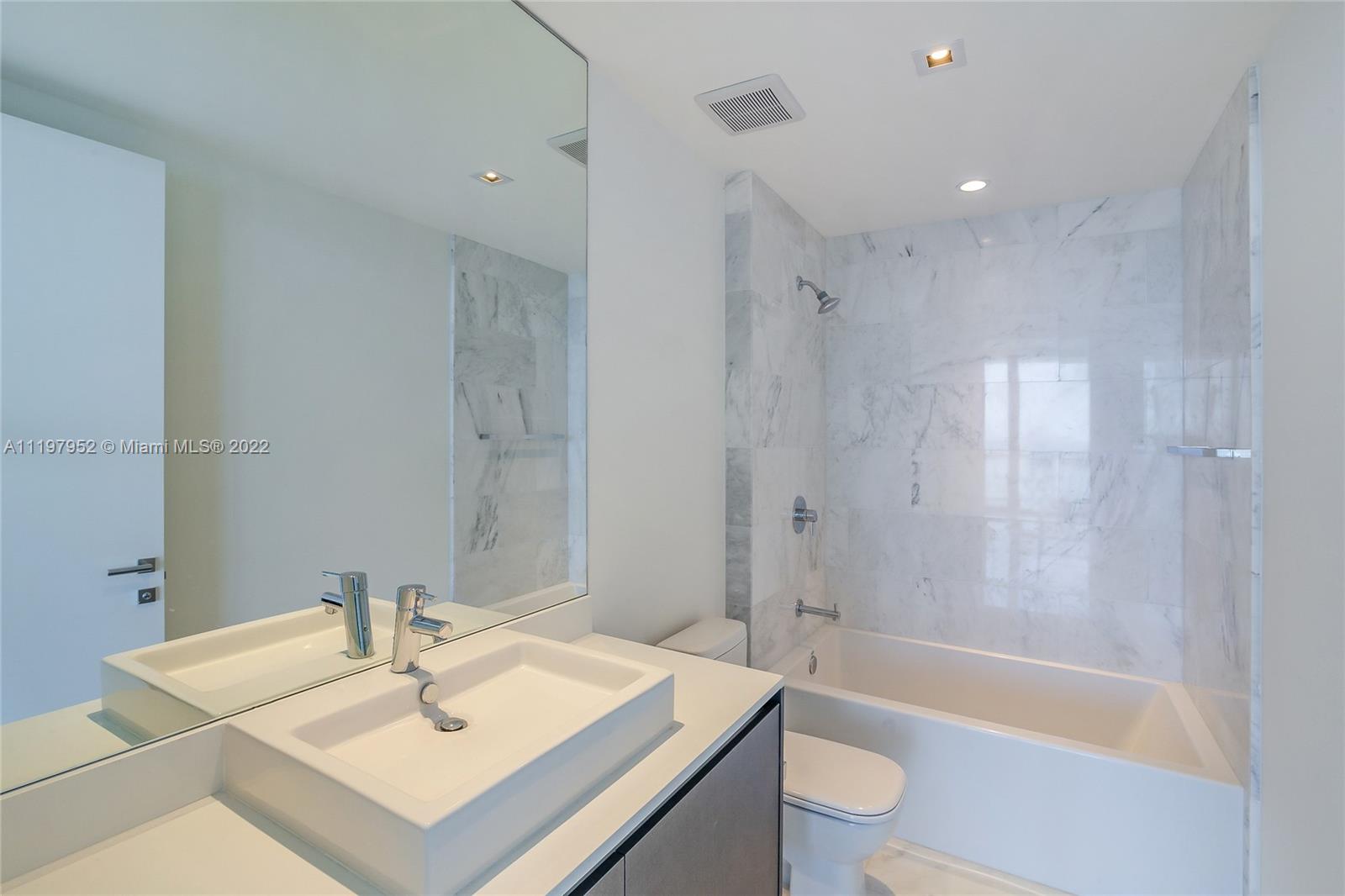 ECHO BRICKELL CONDO - Residential