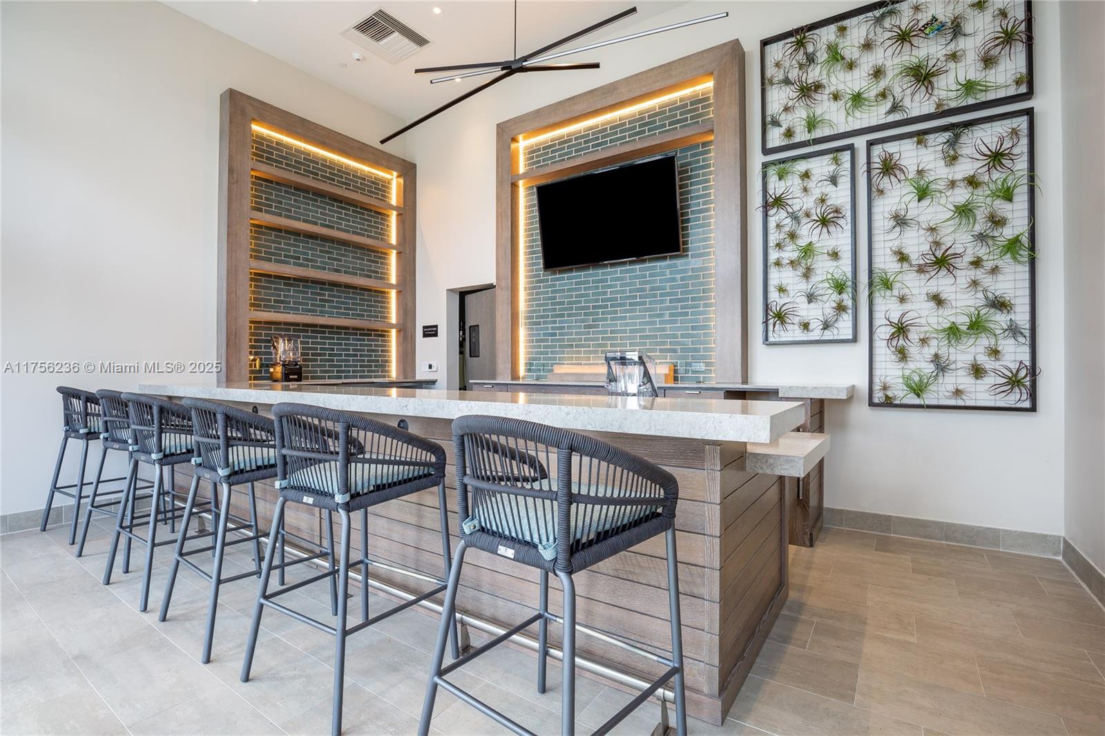 4010 SOUTH OCEAN CONDO - Residential