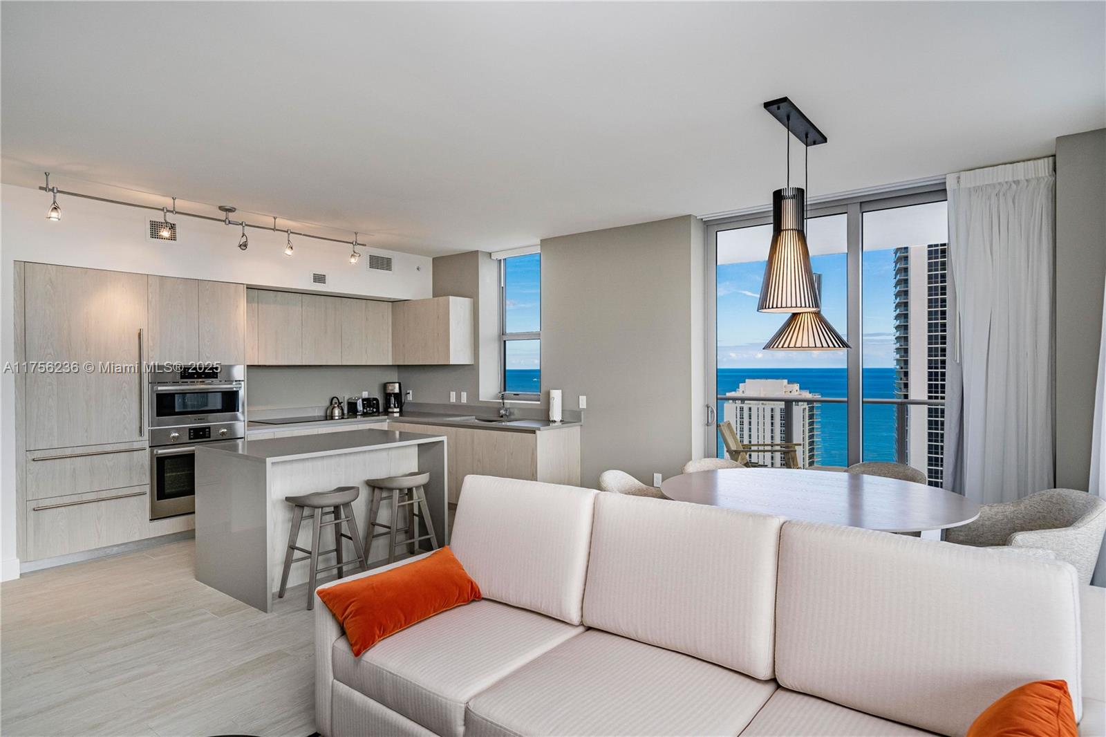 4010 SOUTH OCEAN CONDO - Residential