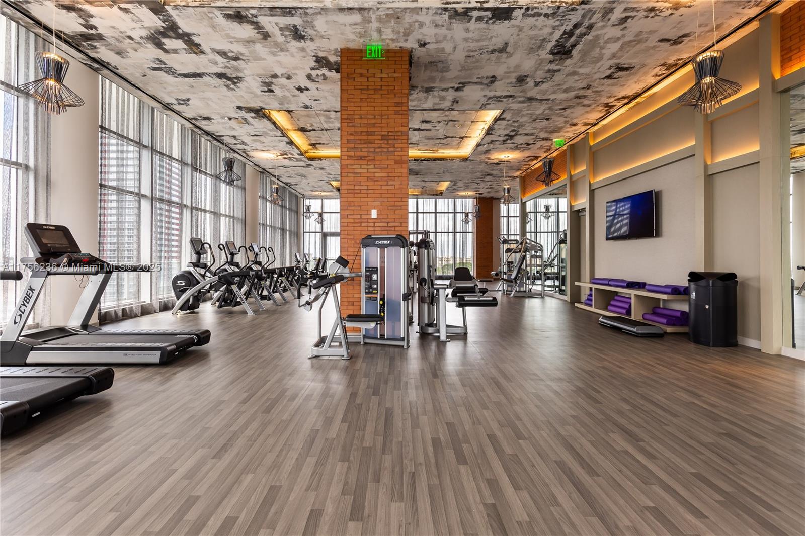 4010 SOUTH OCEAN CONDO - Residential