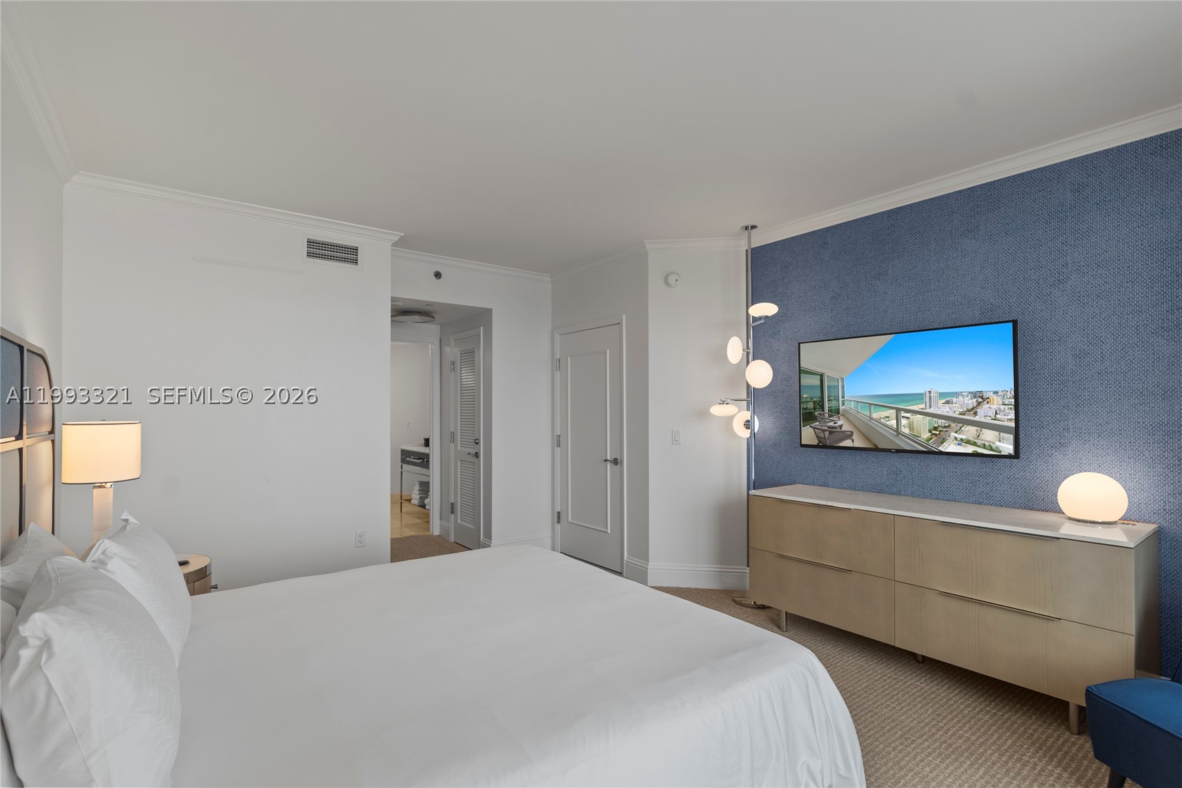 FONTAINEBLEAU II TRESOR - Residential