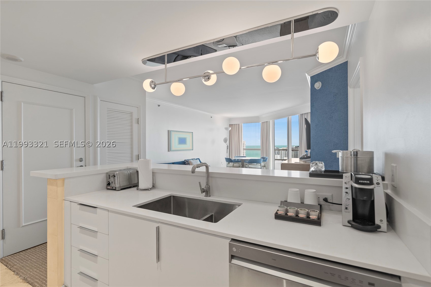 FONTAINEBLEAU II TRESOR - Residential