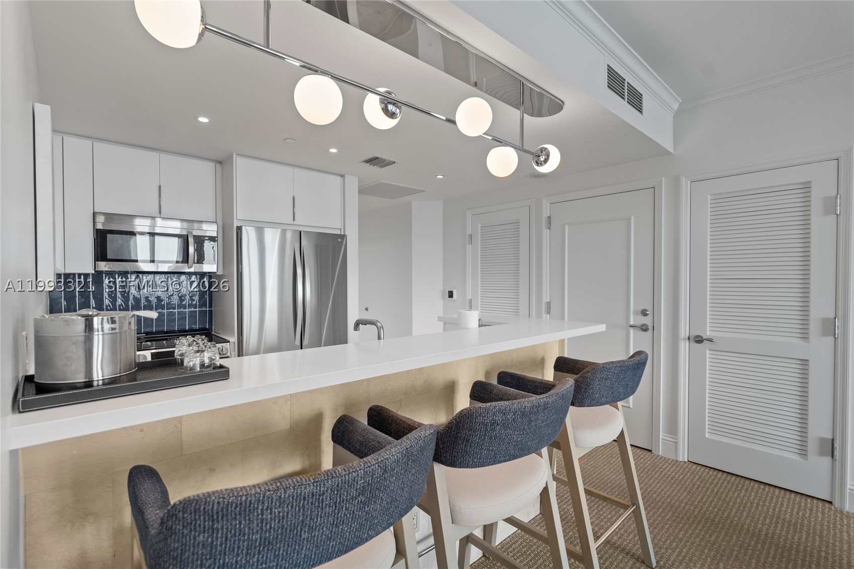 FONTAINEBLEAU II TRESOR - Residential
