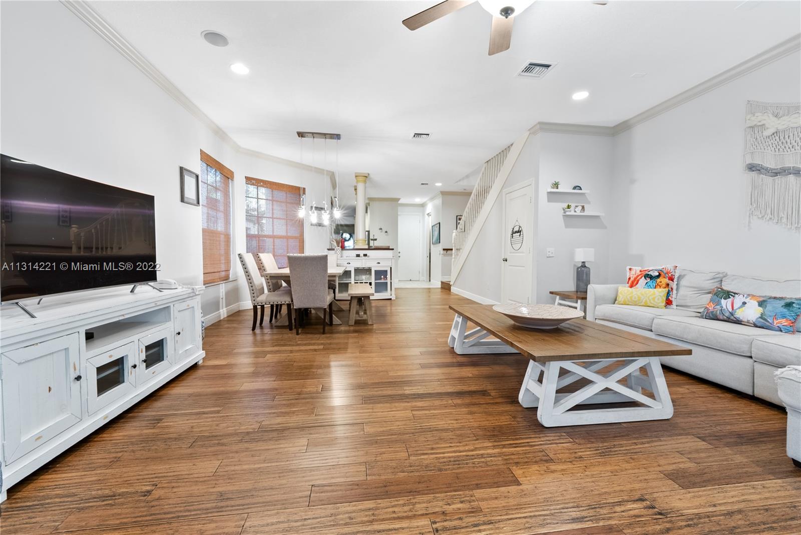 TARPON RIVER - Residential Lease