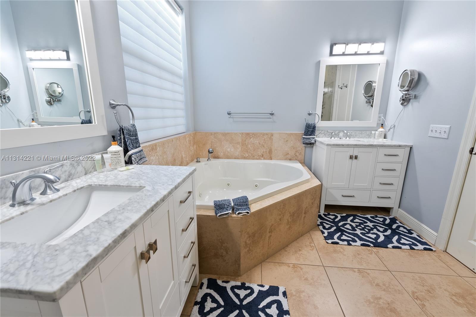 TARPON RIVER - Residential Lease