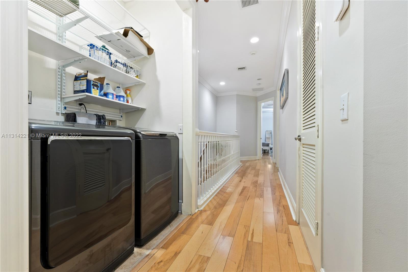 TARPON RIVER - Residential Lease