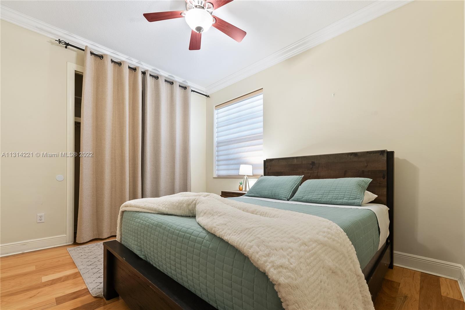 TARPON RIVER - Residential Lease