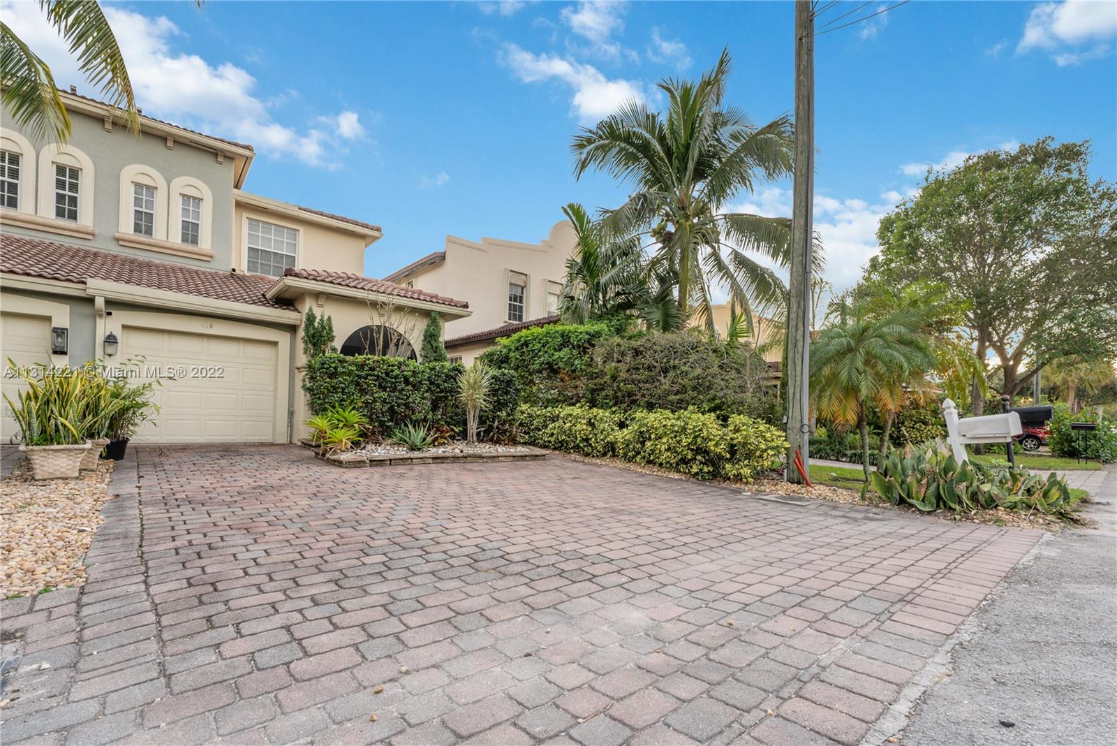 TARPON RIVER - Residential Lease