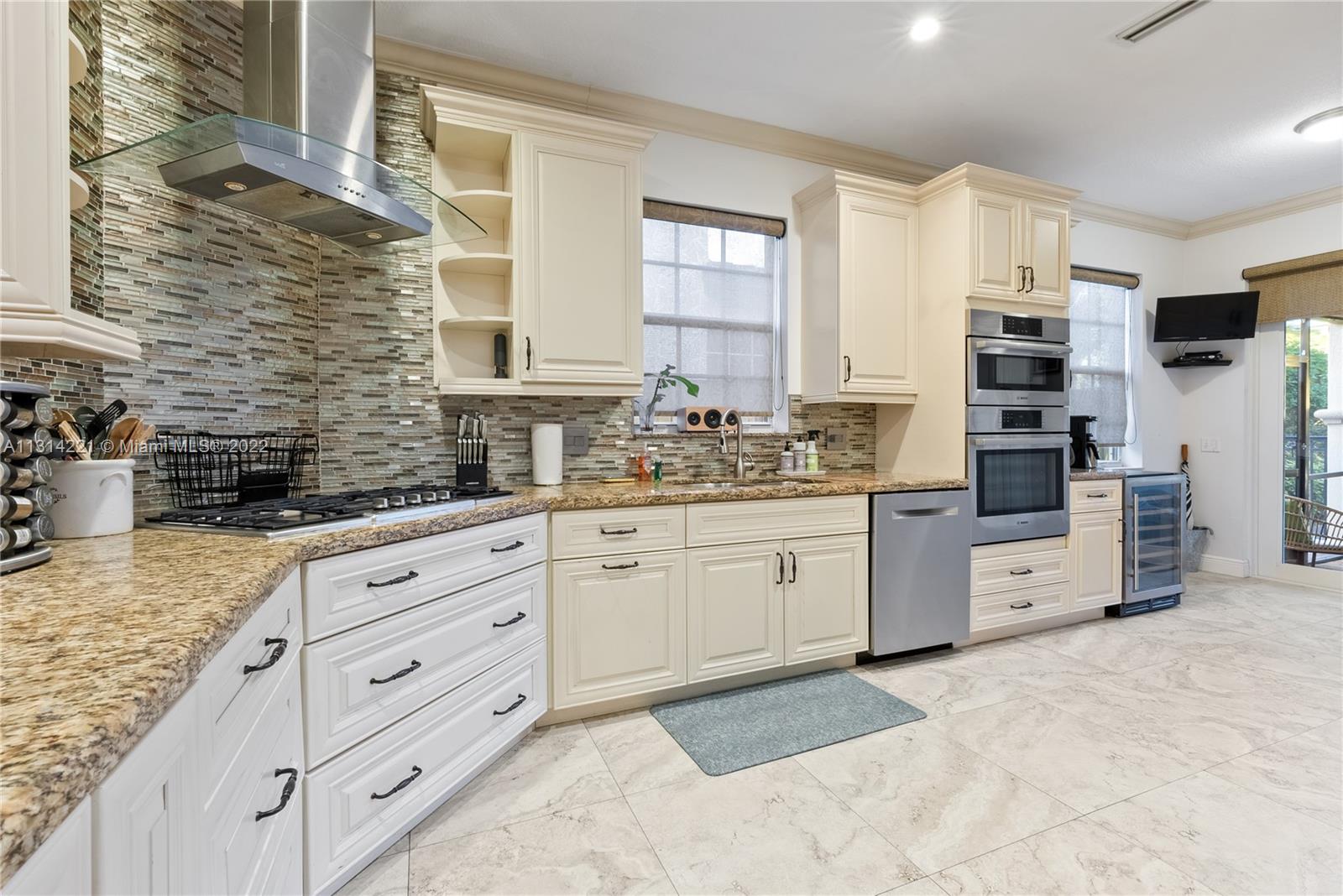 TARPON RIVER - Residential Lease