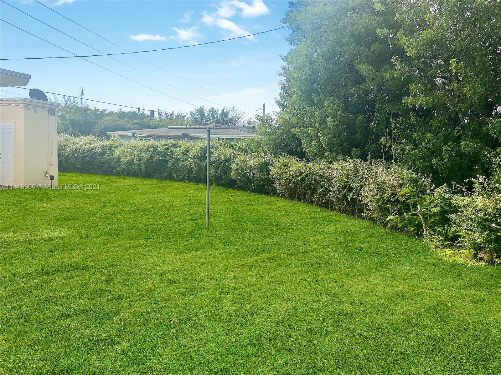 BUNCHE PARK - Residential