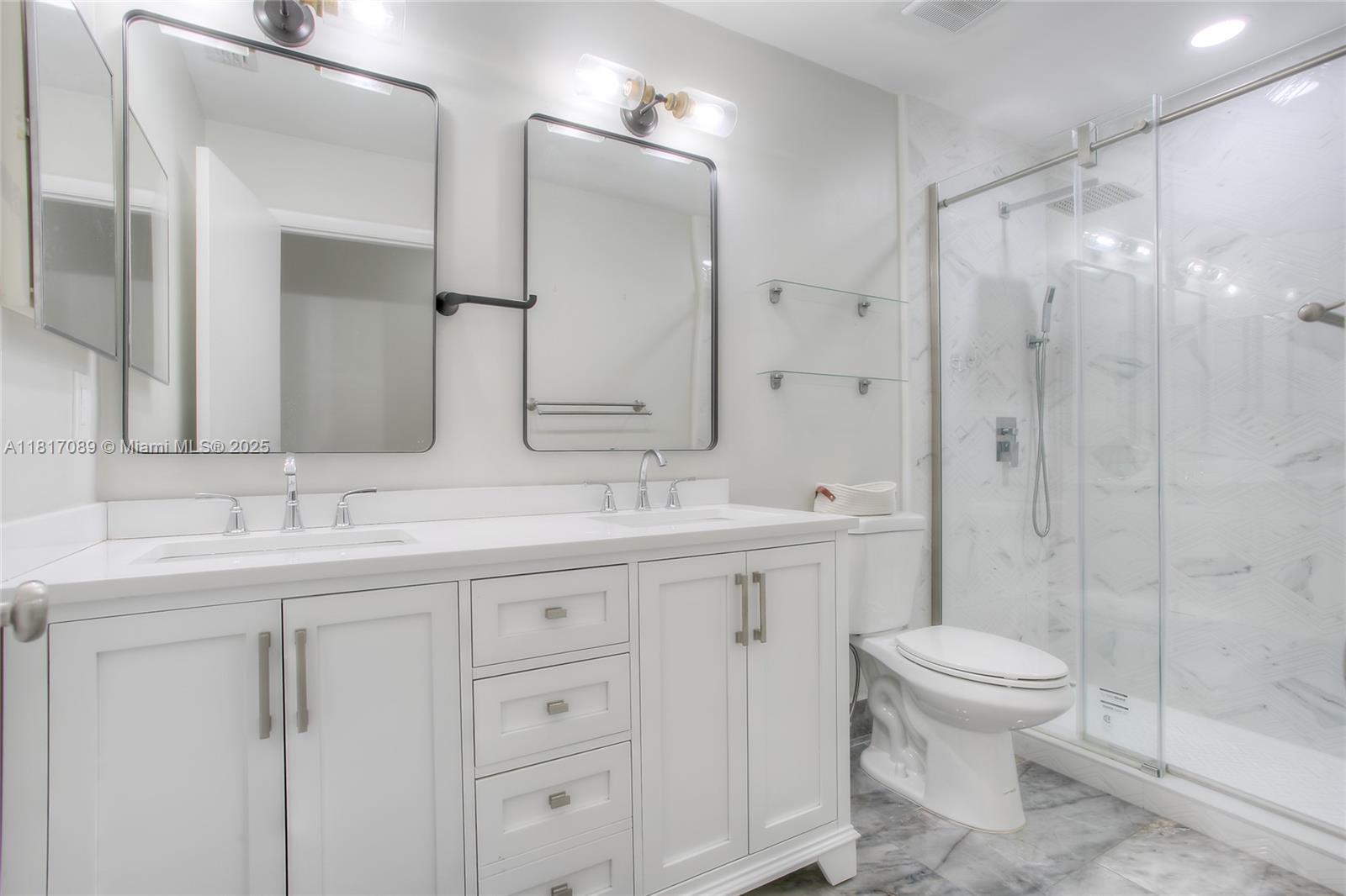 CORAL SPRINGS COUNTRY CLU - Residential