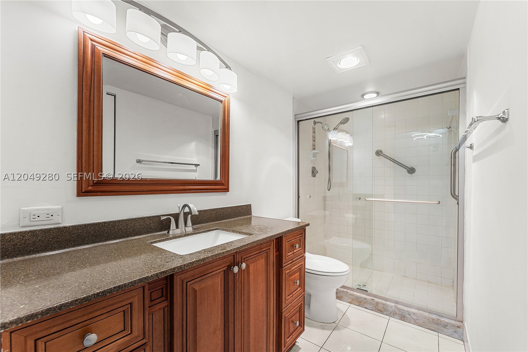 MARTINIQUE VILLAGE II F C - Residential Lease