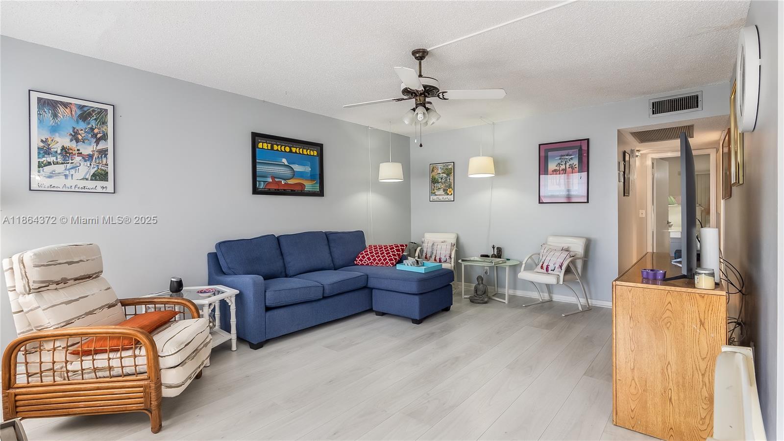 ELLESMERE B CONDO - Residential