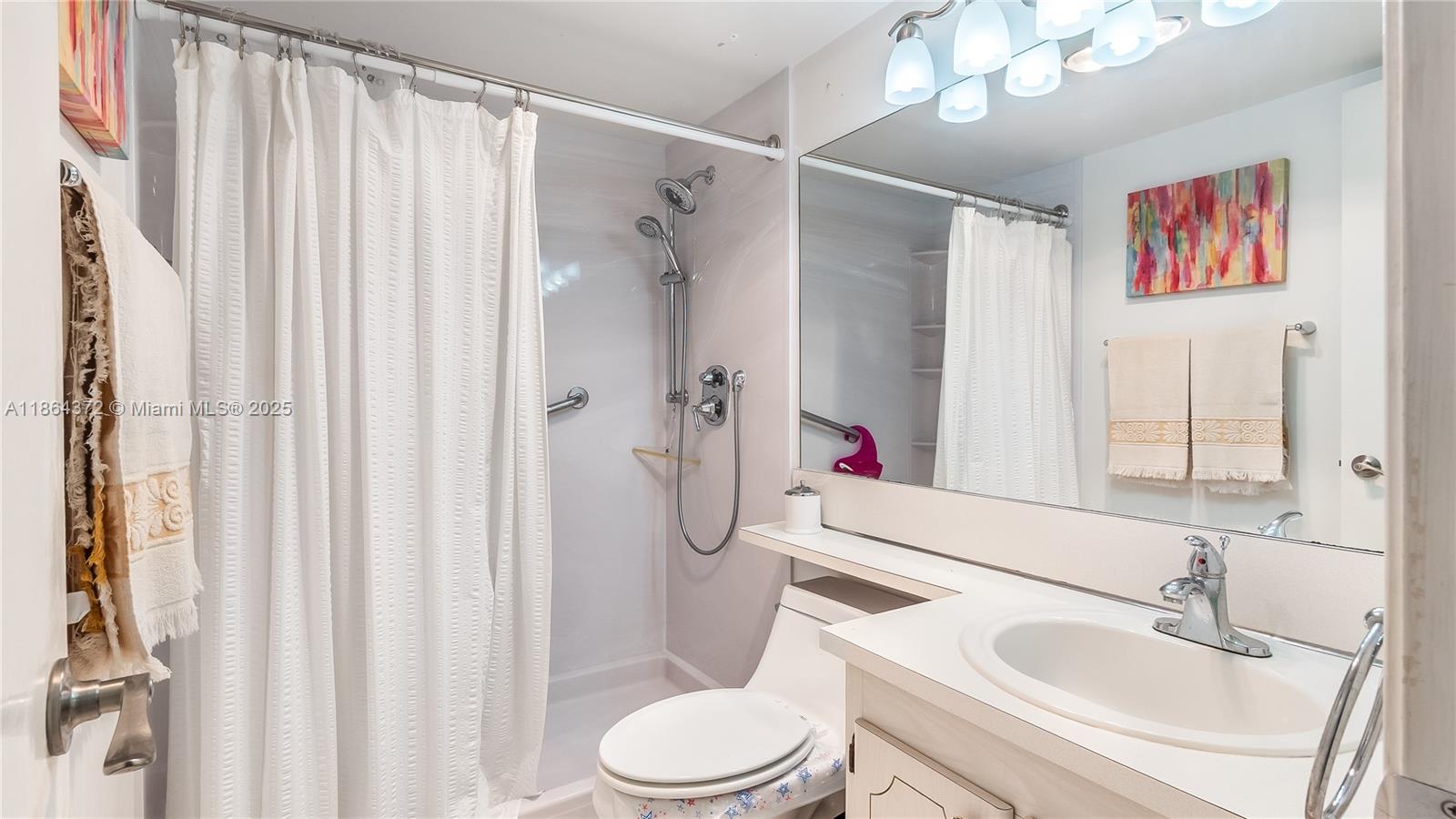 ELLESMERE B CONDO - Residential