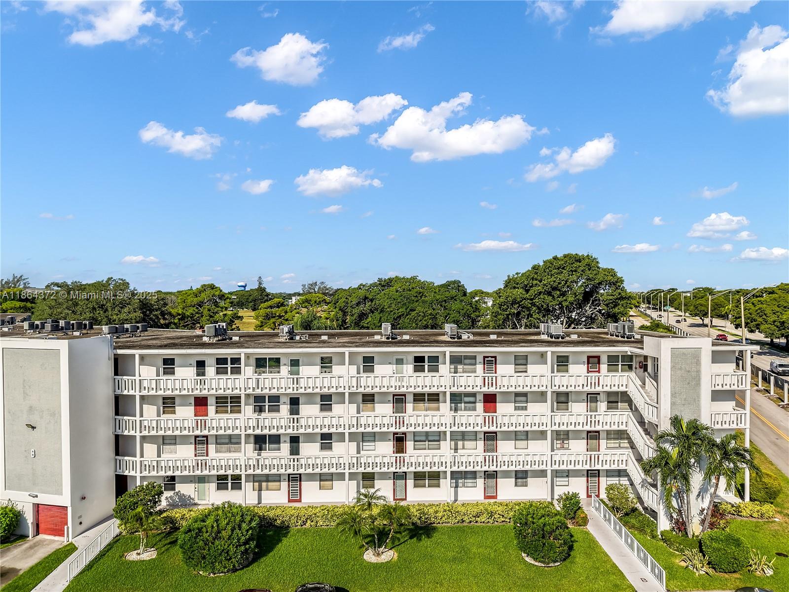 ELLESMERE B CONDO - Residential
