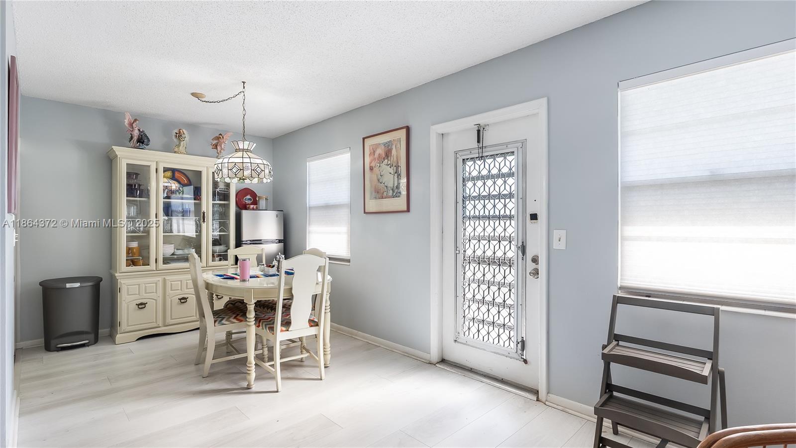 ELLESMERE B CONDO - Residential