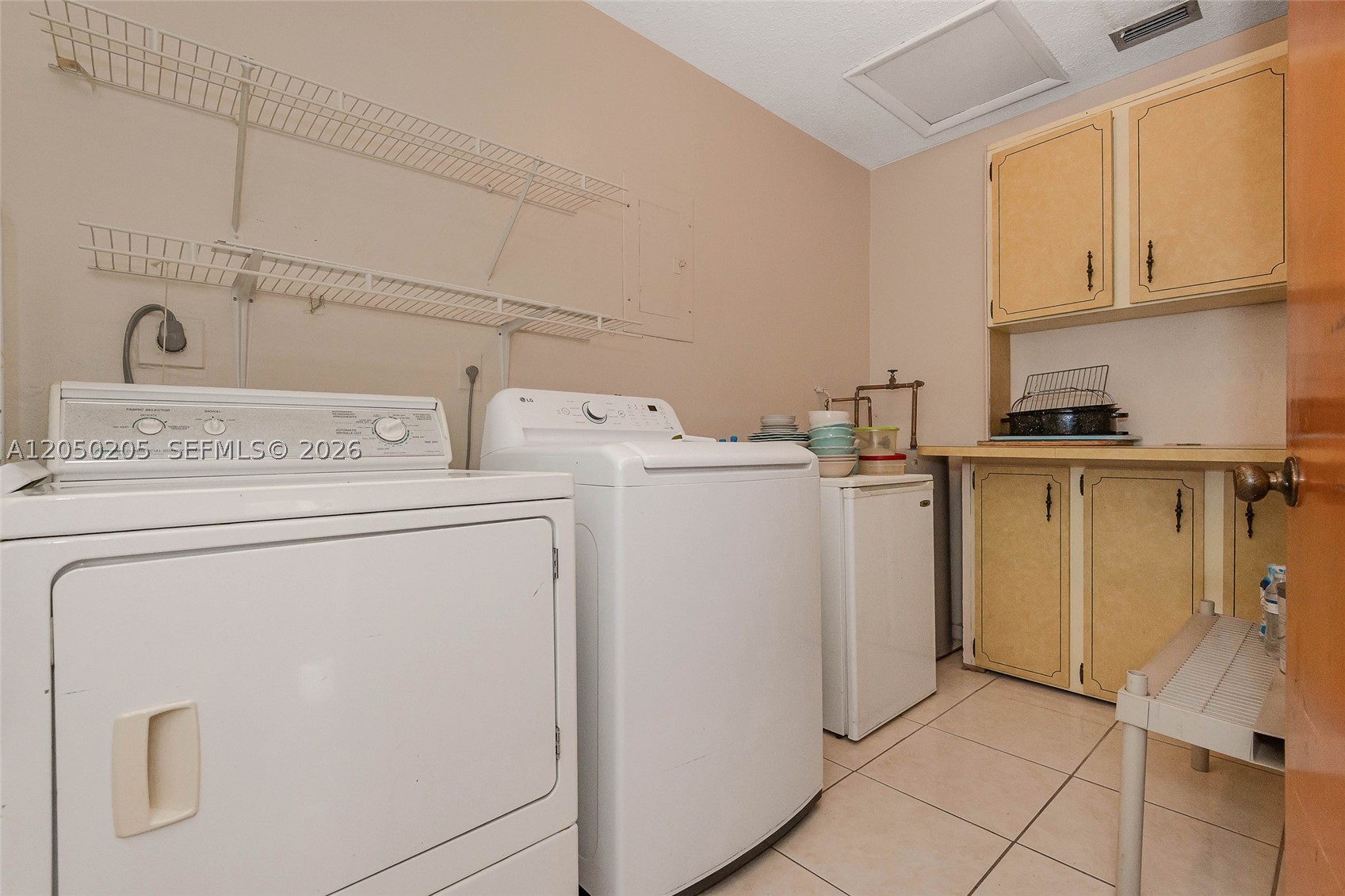 HIALEAH 3RD ADDN - Residential